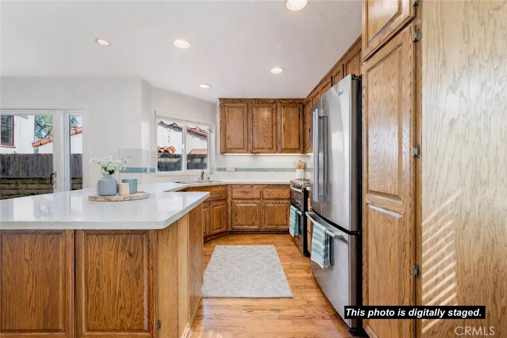 4425 E 5th A, Long Beach, California 90814 home-pic-10