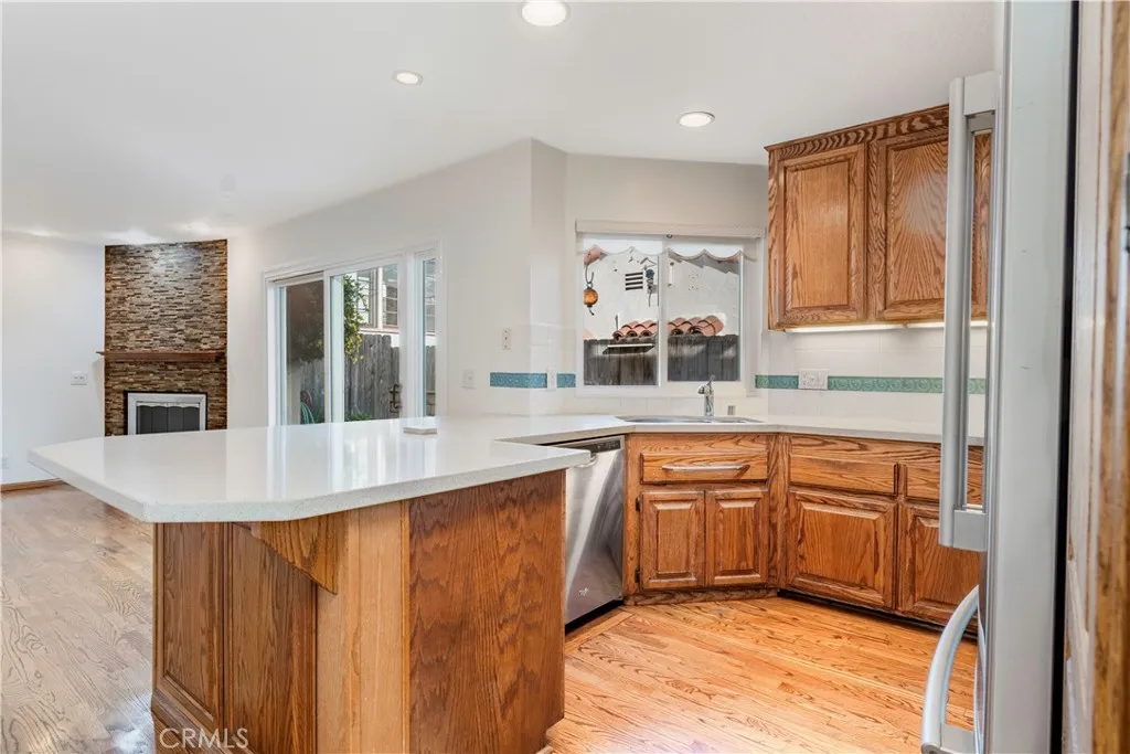 4425 E 5th A, Long Beach, California 90814 home-pic-12