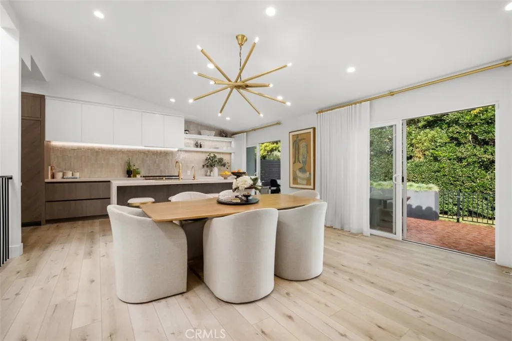358 Vista Madera, Newport Beach, California 92660 home-pic-3