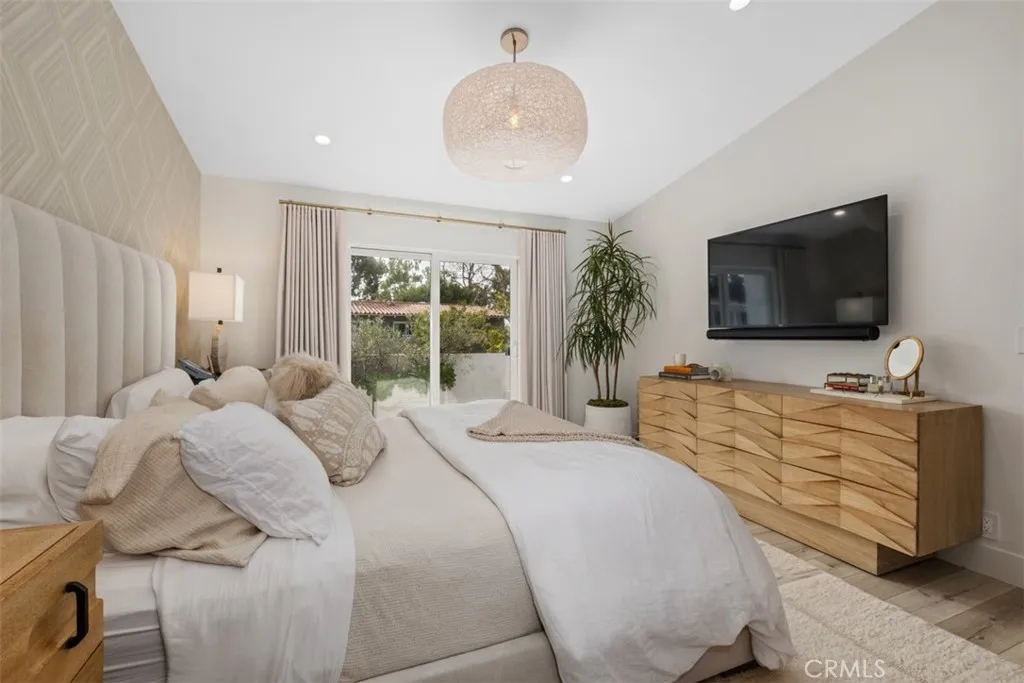 358 Vista Madera, Newport Beach, California 92660 home-pic-15