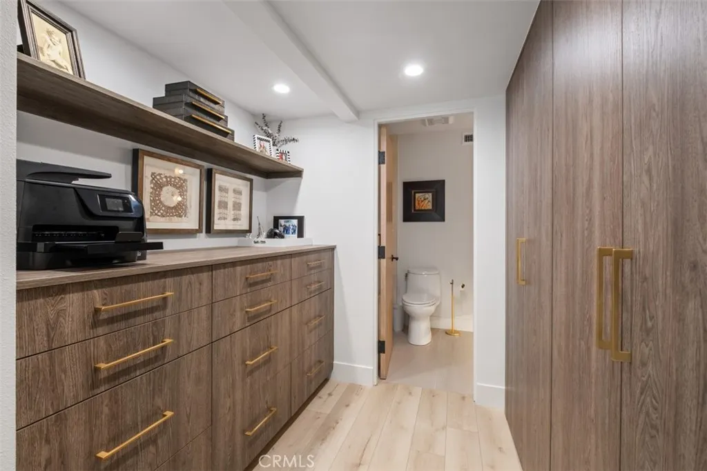 358 Vista Madera, Newport Beach, California 92660 home-pic-27