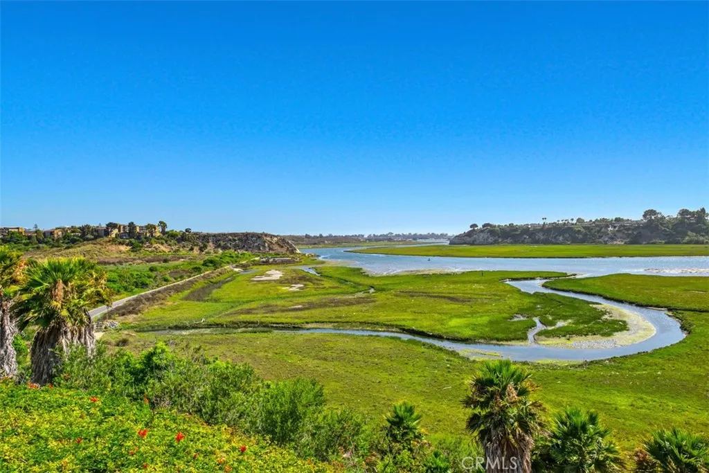358 Vista Madera, Newport Beach, California 92660 home-pic-34