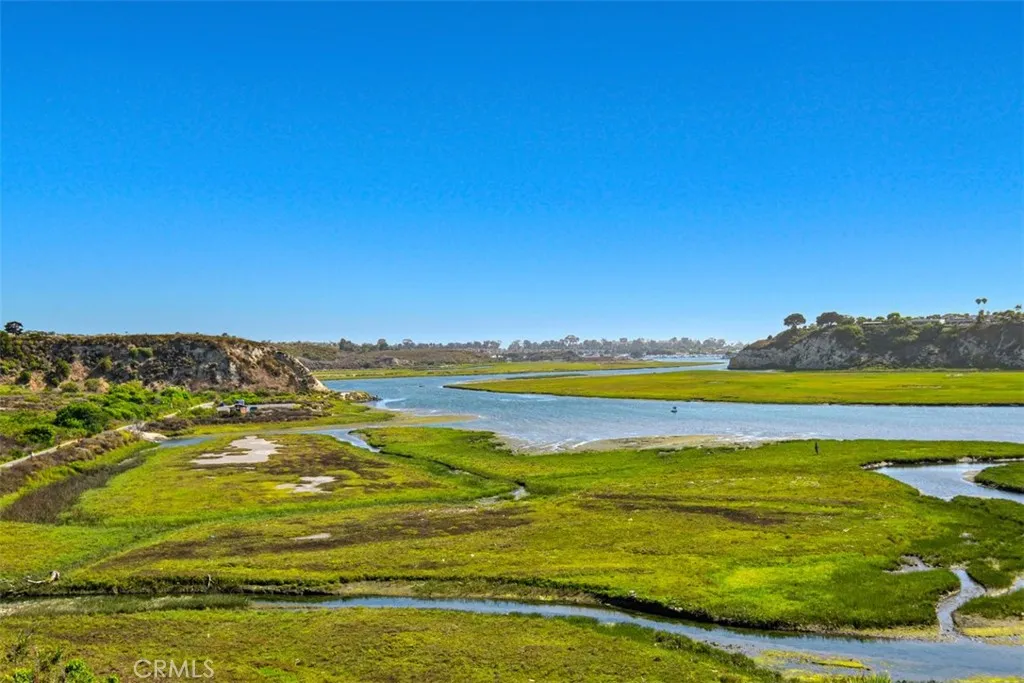358 Vista Madera, Newport Beach, California 92660 home-pic-33