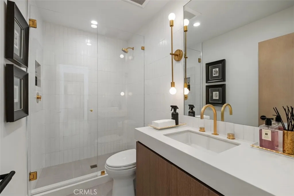 358 Vista Madera, Newport Beach, California 92660 home-pic-28