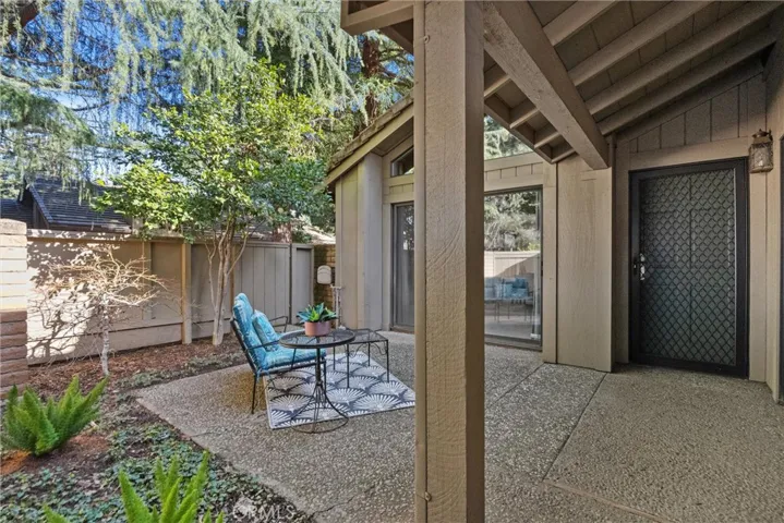 33 Pebblewood Pines, Chico, California 95926