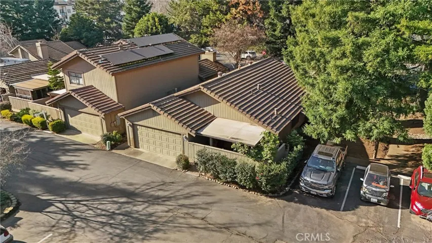33 Pebblewood Pines, Chico, California 95926