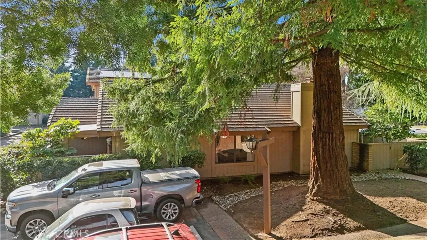 33 Pebblewood Pines, Chico, California 95926