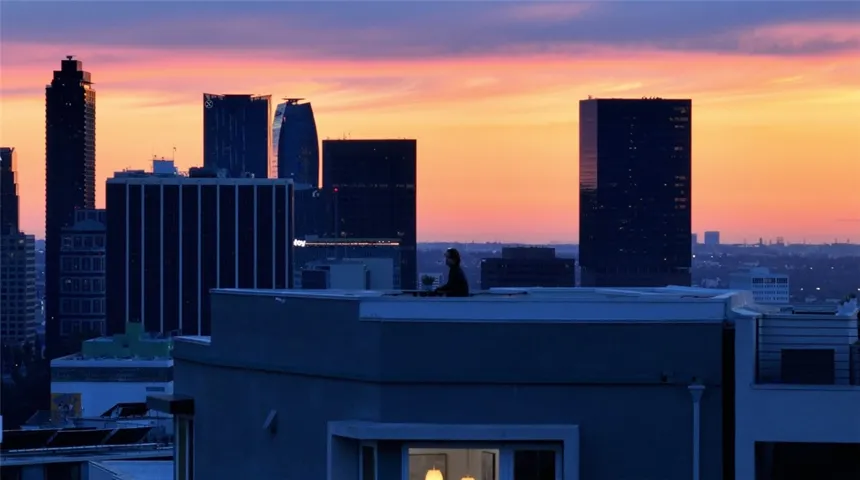 skyline 2