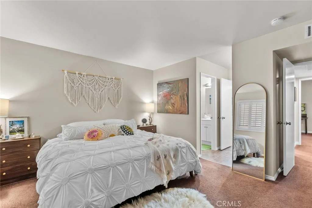 6490 Twin Circle, Simi Valley, California 93063 home-pic-23
