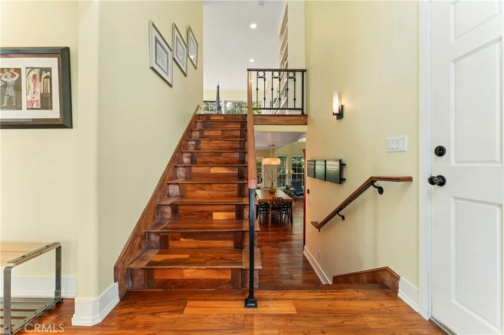 2355 N Beverly Glen Boulevard, Los Angeles, California 90077 home-pic-12
