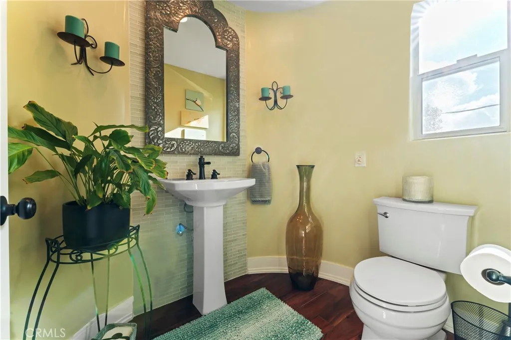 2355 N Beverly Glen Boulevard, Los Angeles, California 90077 home-pic-11