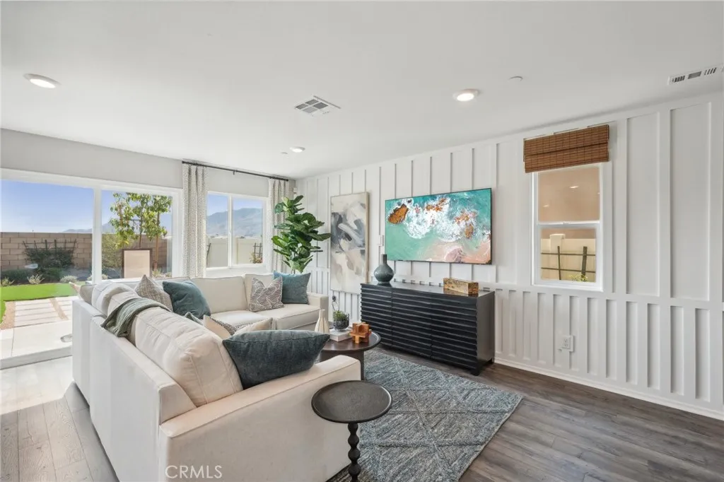 14014 Larissa Street, Moreno Valley, California 92555 home-pic-6