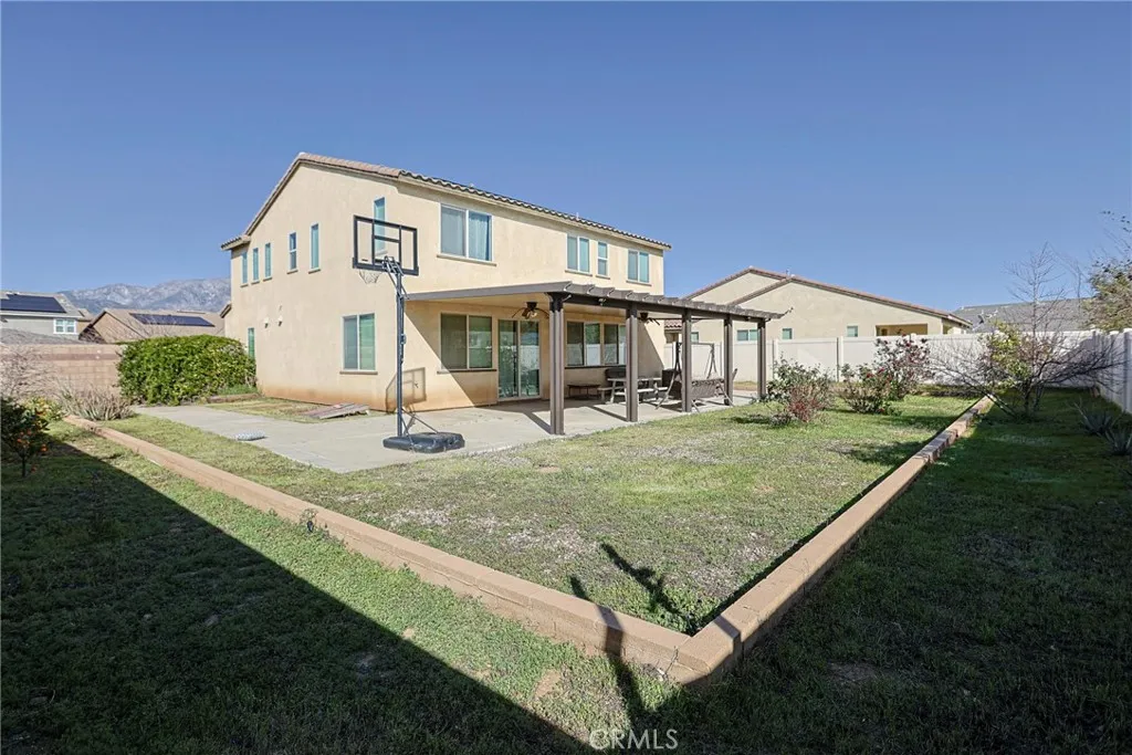 1461 Pluto Court, Beaumont, California 92223 home-pic-41