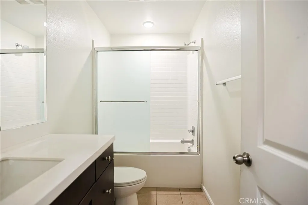 1461 Pluto Court, Beaumont, California 92223 home-pic-19