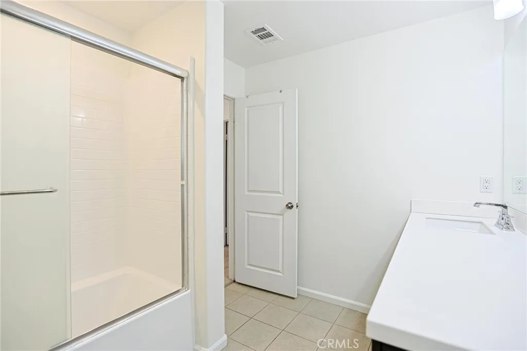 1461 Pluto Court, Beaumont, California 92223 home-pic-26