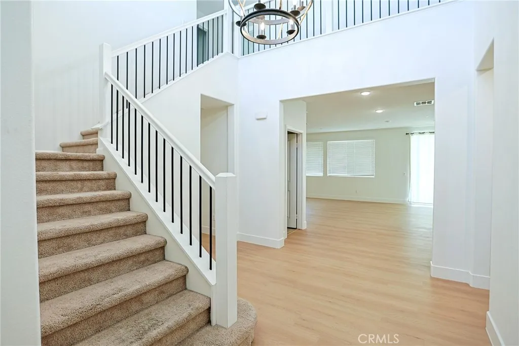 1461 Pluto Court, Beaumont, California 92223 home-pic-4