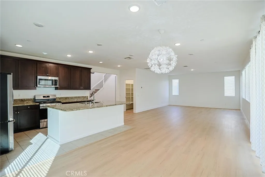 1461 Pluto Court, Beaumont, California 92223 home-pic-14