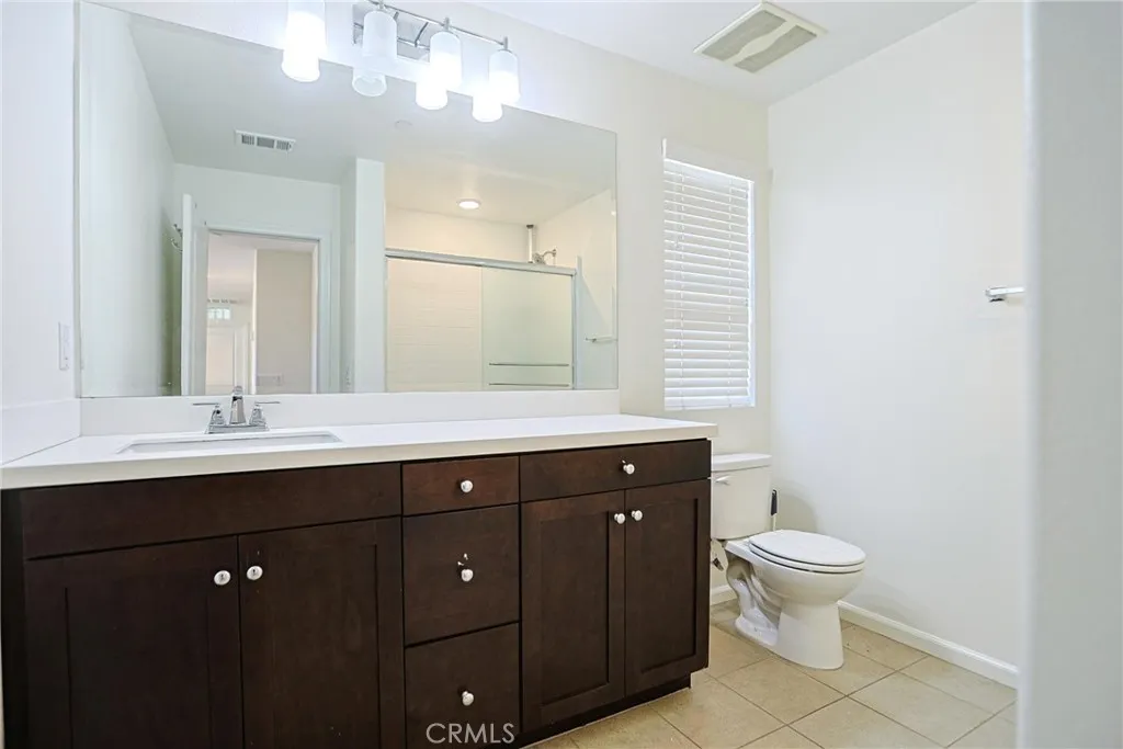1461 Pluto Court, Beaumont, California 92223 home-pic-24