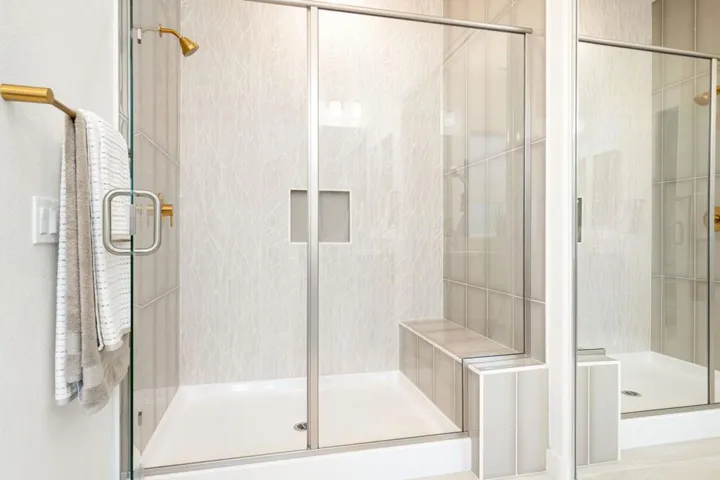 32-web-or-mls-JT48866McConnell-41