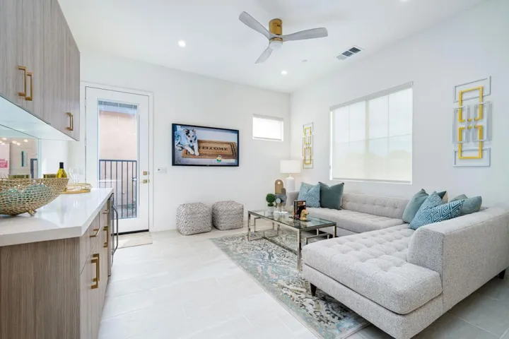 39-web-or-mls-JT48866McConnell-48