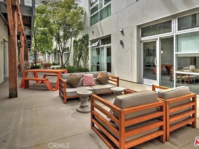 530 S Hewitt 146, Los Angeles, California 90013