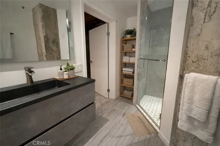 530 S Hewitt 146, Los Angeles, California 90013
