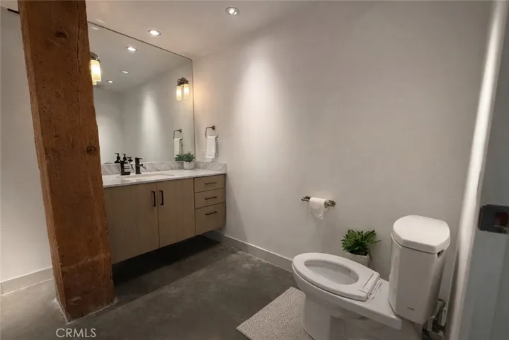 530 S Hewitt 146, Los Angeles, California 90013