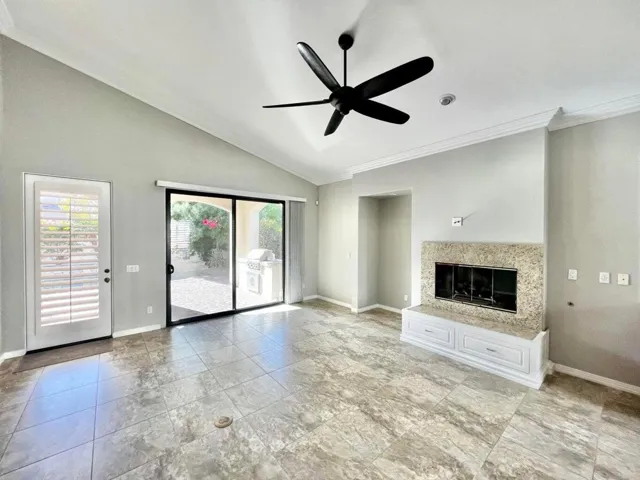 20221208015148725322000000-o