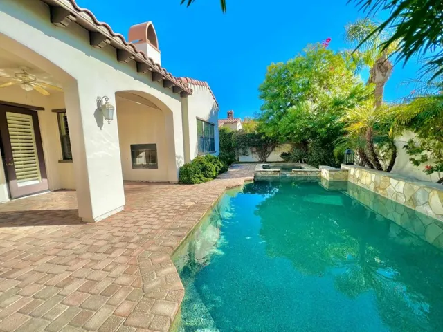 20221208015200574054000000-o