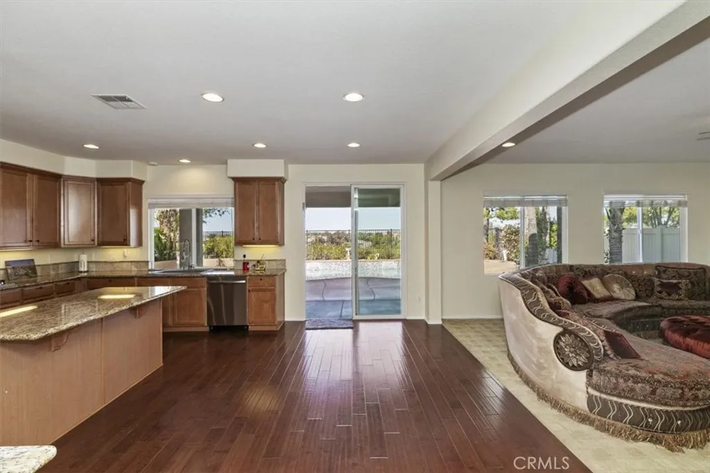 32856 Northshire Circle, Temecula, California 92592 home-pic-25