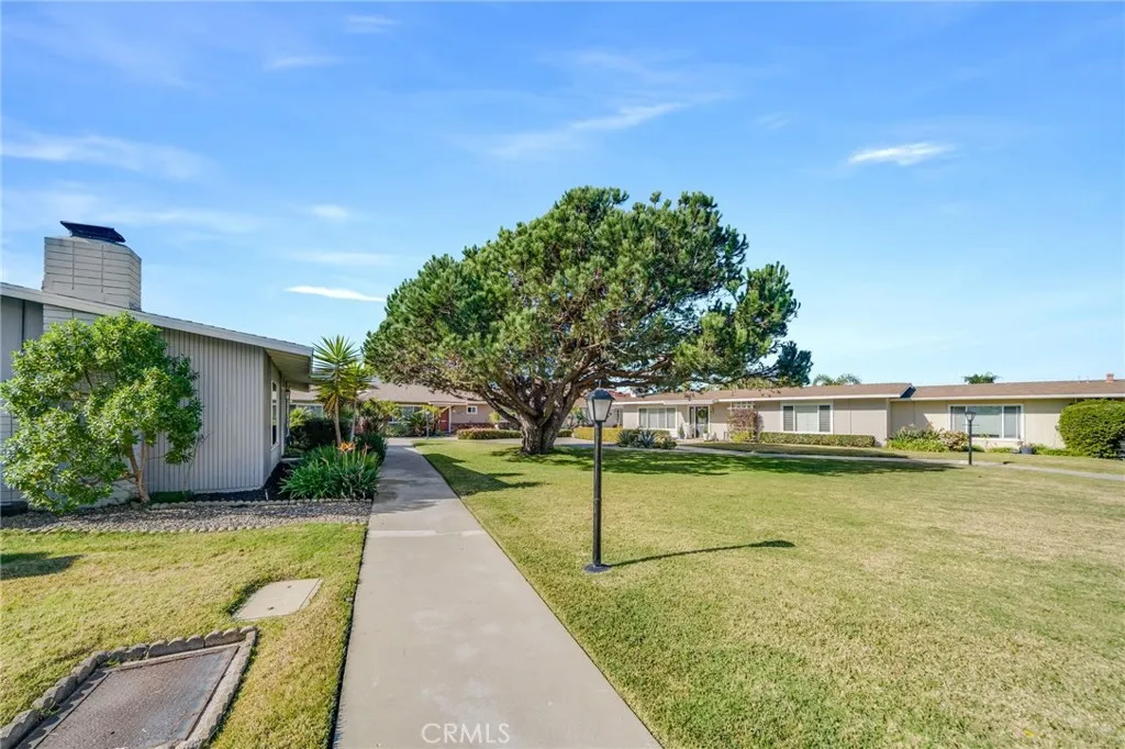 229 Monte Vista 12, San Clemente, California 92672 home-pic-23