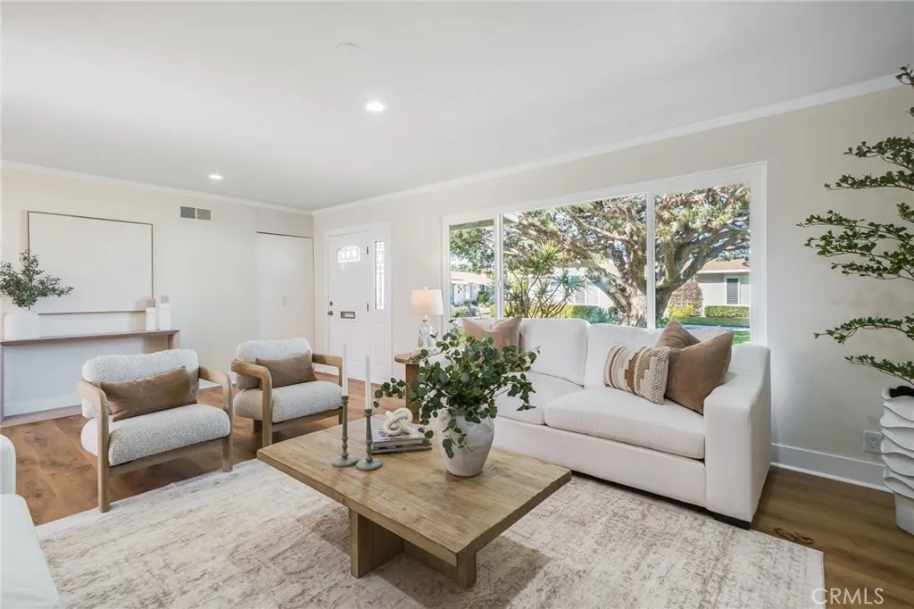229 Monte Vista 12, San Clemente, California 92672 home-pic-7