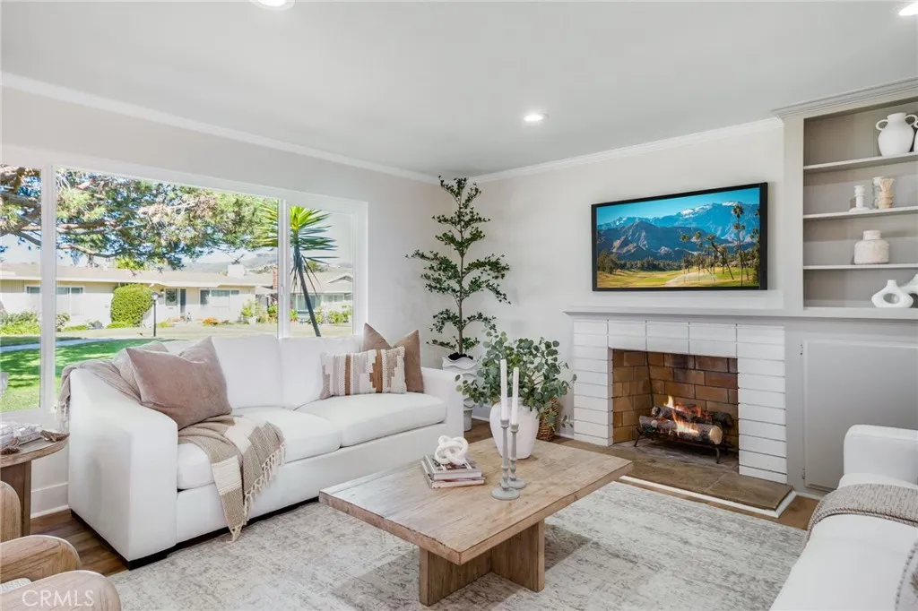 229 Monte Vista 12, San Clemente, California 92672 home-pic-11