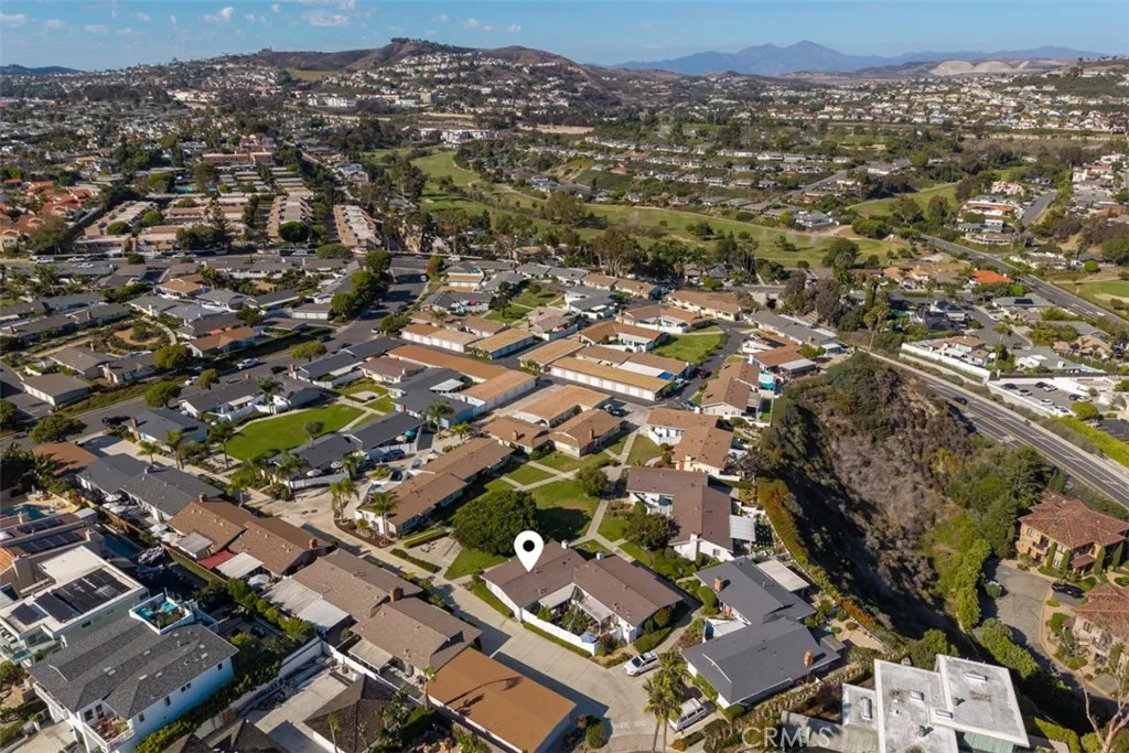 229 Monte Vista 12, San Clemente, California 92672 home-pic-35
