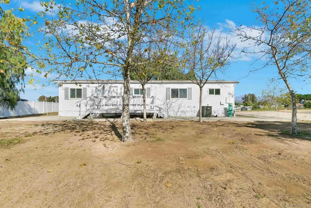 41955 Altanos Road, Temecula, California 92592 home-pic-57