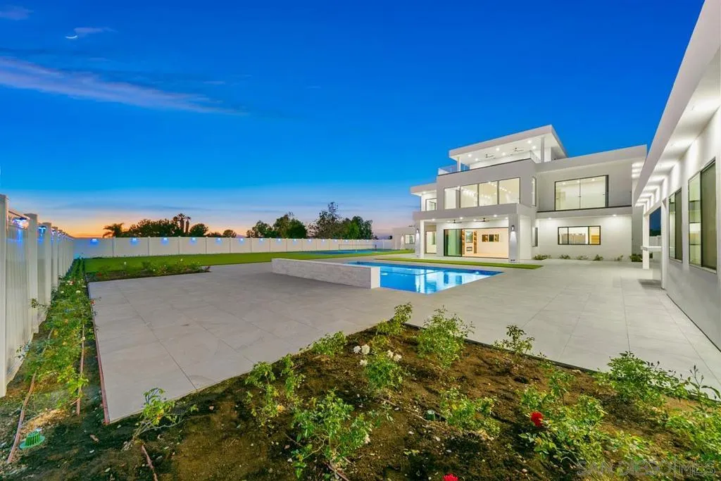 41955 Altanos Road, Temecula, California 92592 home-pic-7