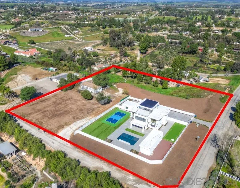 41955 Altanos Road, Temecula, California 92592 home-pic-52