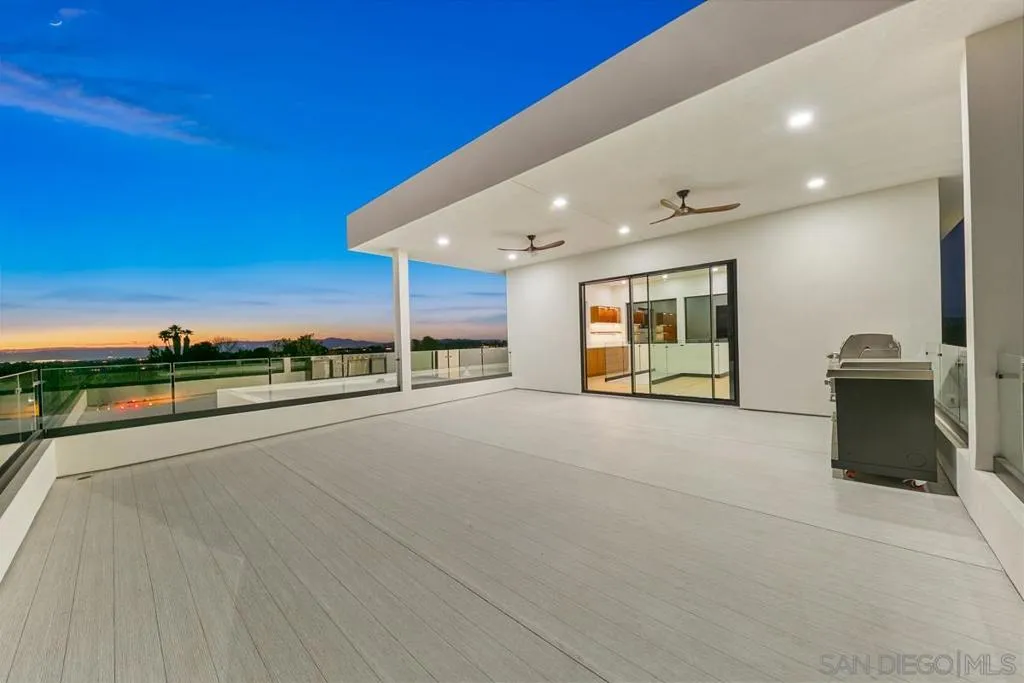 41955 Altanos Road, Temecula, California 92592 home-pic-18