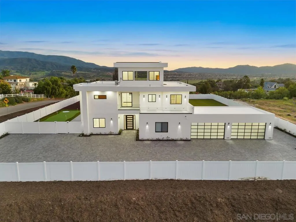 41955 Altanos Road, Temecula, California 92592 home-pic-2
