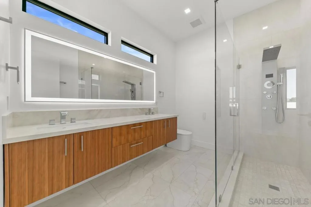 41955 Altanos Road, Temecula, California 92592 home-pic-45