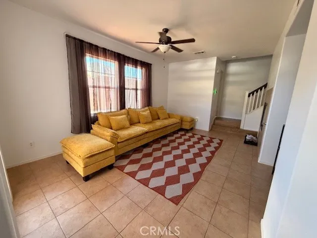 22326 Blue Lupine Circle, Grand Terrace, California 92313 home-pic-7