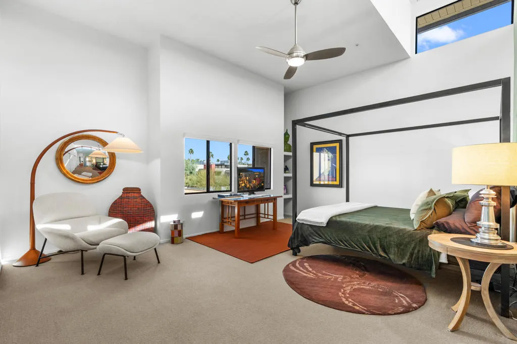 677 E Arenas Road, Palm Springs, California 92262 home-pic-23