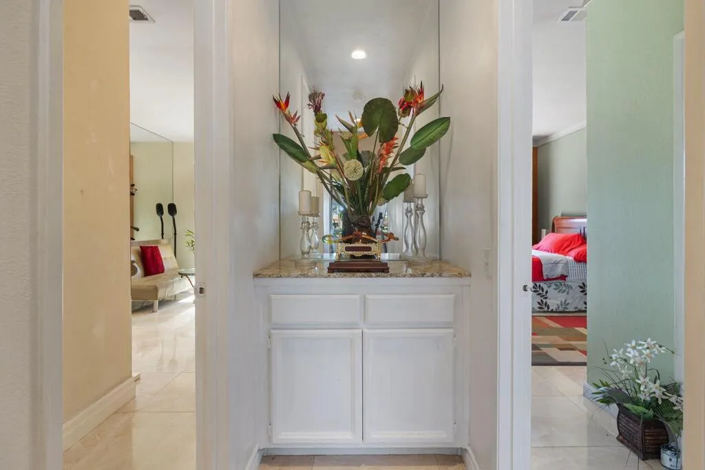 92 Lake Shore Drive, Rancho Mirage, California 92270 home-pic-31
