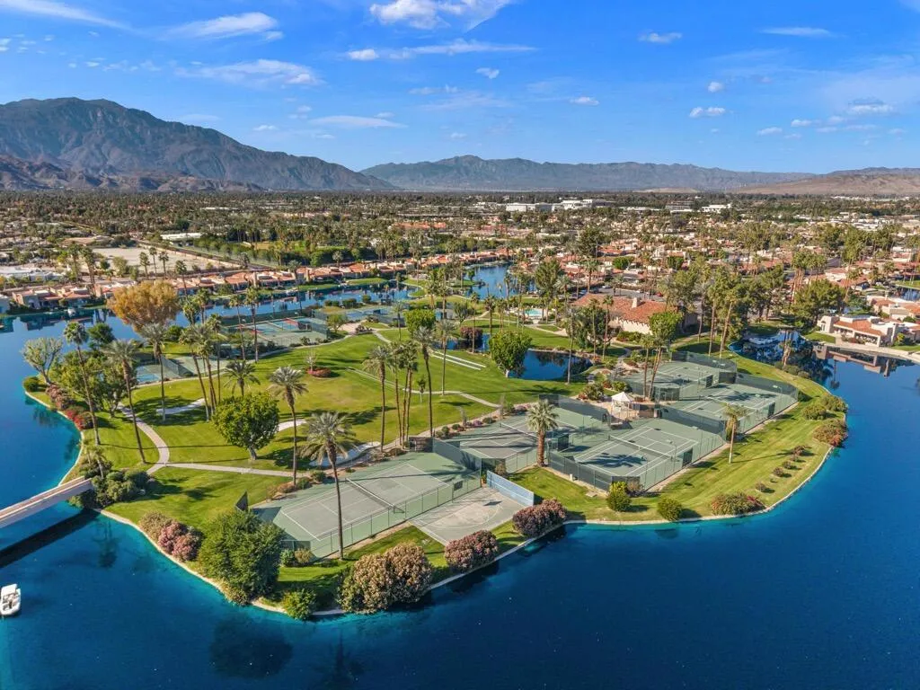 92 Lake Shore Drive, Rancho Mirage, California 92270 home-pic-61