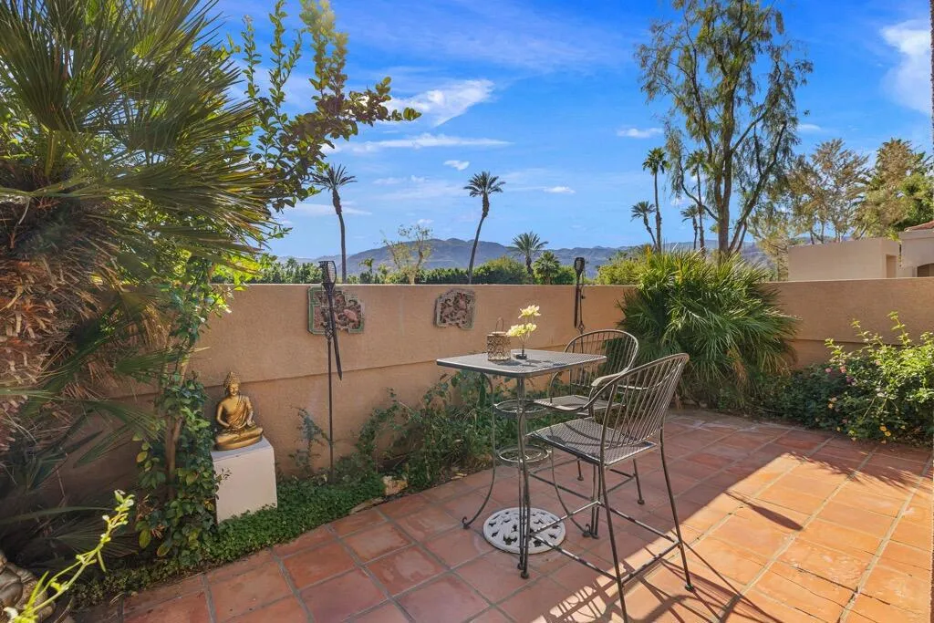92 Lake Shore Drive, Rancho Mirage, California 92270 home-pic-23