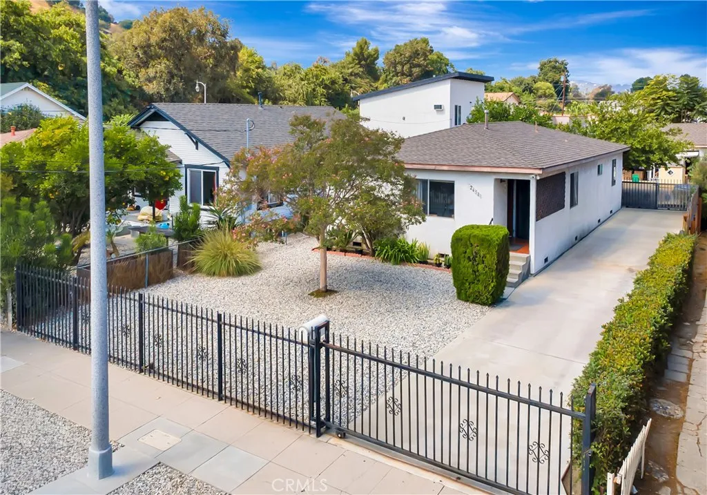 2651 Pirtle Street, Los Angeles, California 90039 home-pic-3