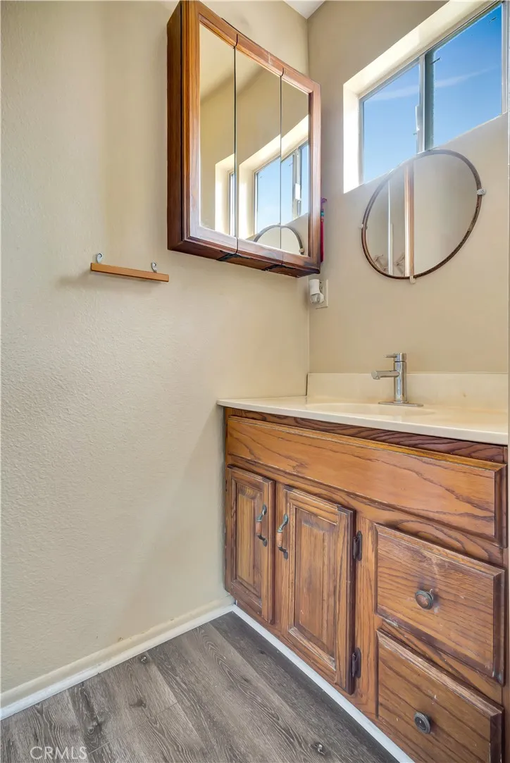 2651 Pirtle Street, Los Angeles, California 90039 home-pic-15