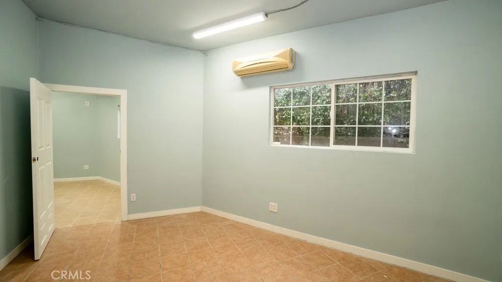 5618 Venice Boulevard, Los Angeles, California 90019 home-pic-12