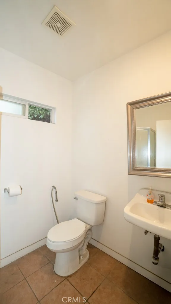 5618 Venice Boulevard, Los Angeles, California 90019 home-pic-8