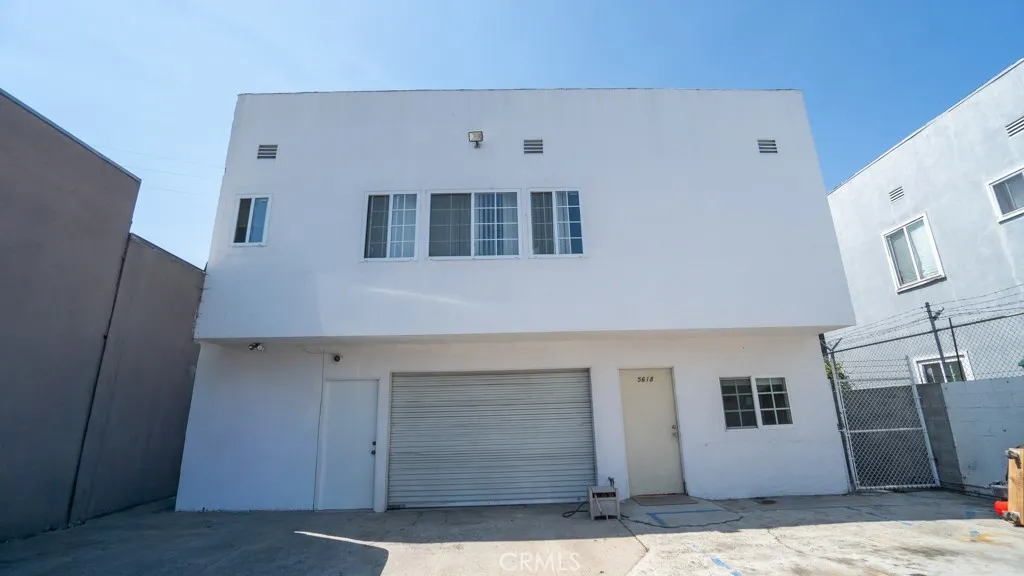 5618 Venice Boulevard, Los Angeles, California 90019 home-pic-1